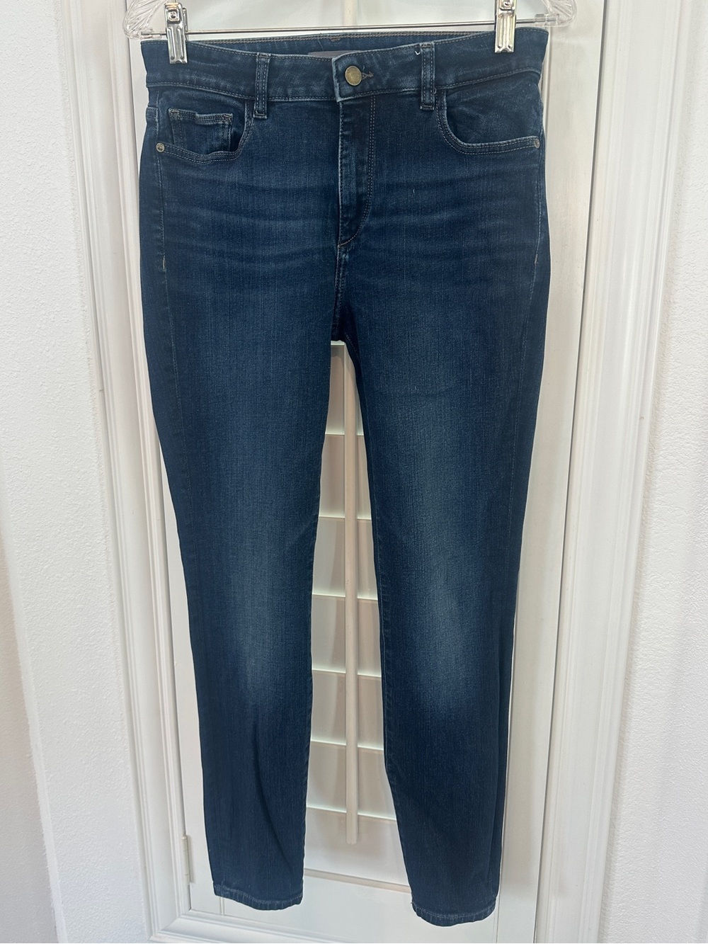 DL1961 Florence Mid Rise Instasculpt Skinny Jeans Dark Wash Size 30